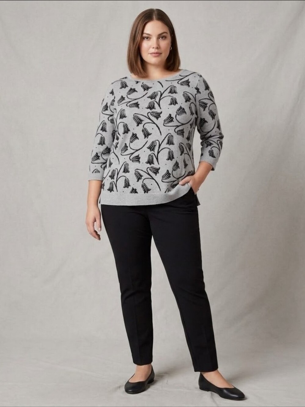 Ann Taylor Loft Size XL Floral Gray Black Sweater Women Stylish Cut